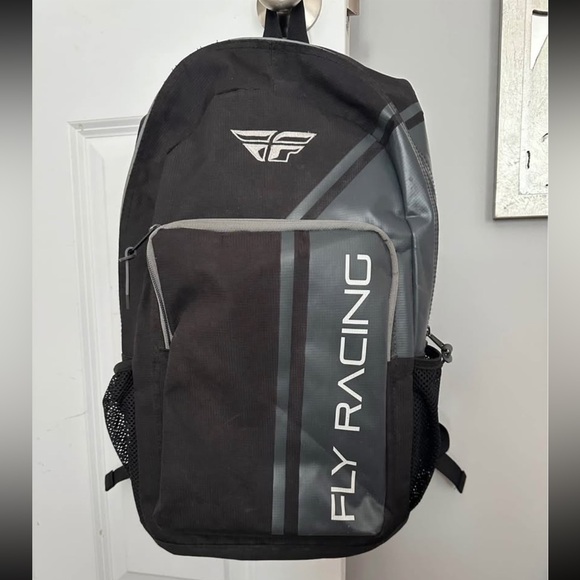 Fly Racing Jump Backpack - Picture 2 of 3